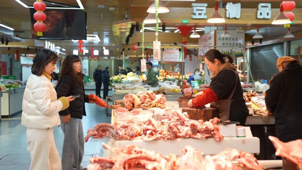 備年貨，尋年味！平江春節(jié)市場(chǎng)供需兩旺，肉制品銷售領(lǐng)銜年味經(jīng)濟(jì)